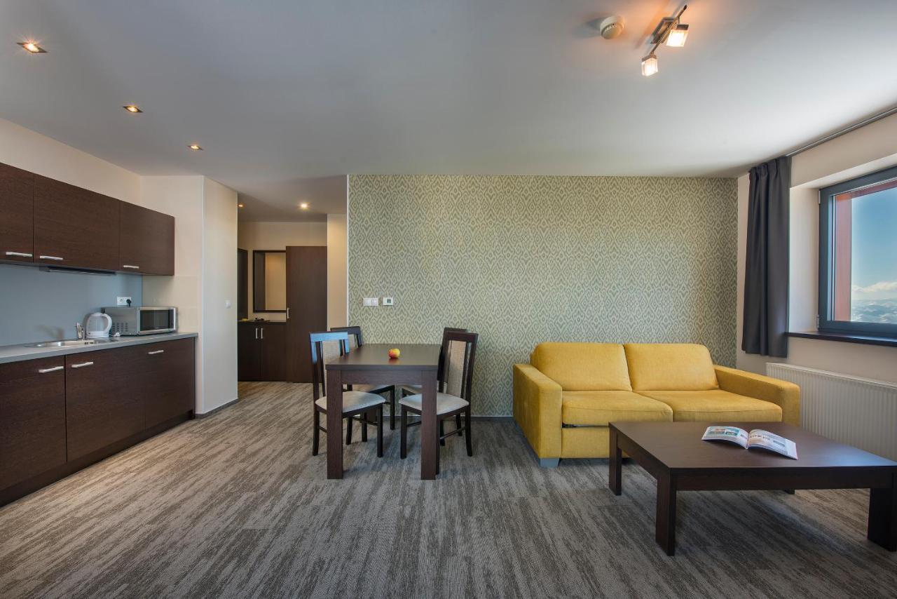 Hotel Panorama Resort Strbske Pleso Bagian luar foto