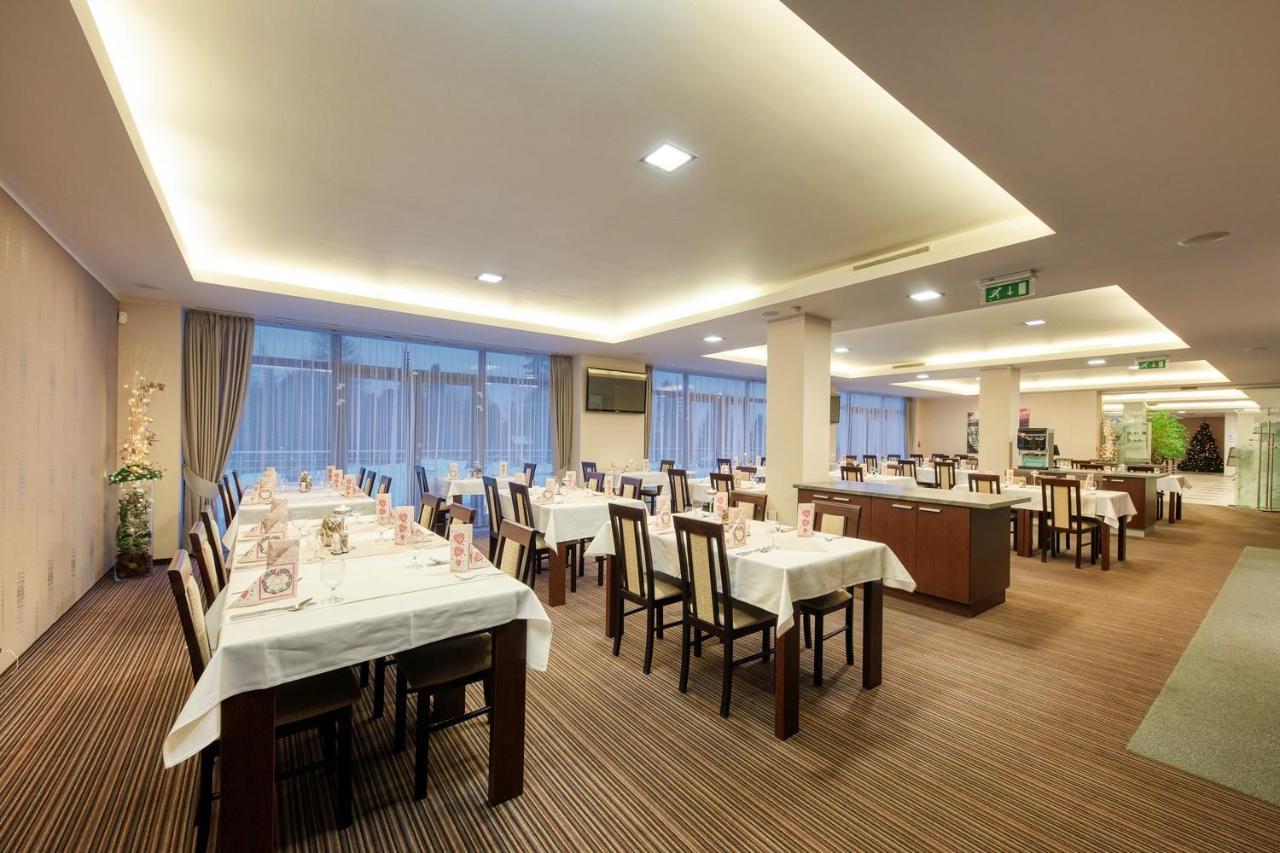 Hotel Panorama Resort Strbske Pleso Bagian luar foto